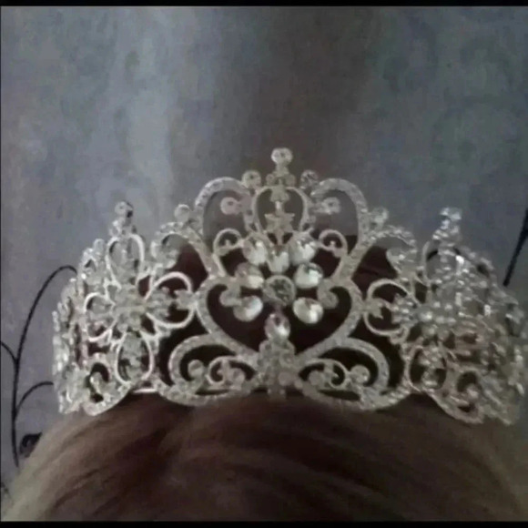 Luxury Rheinstone Royal Princess tiara main image 8